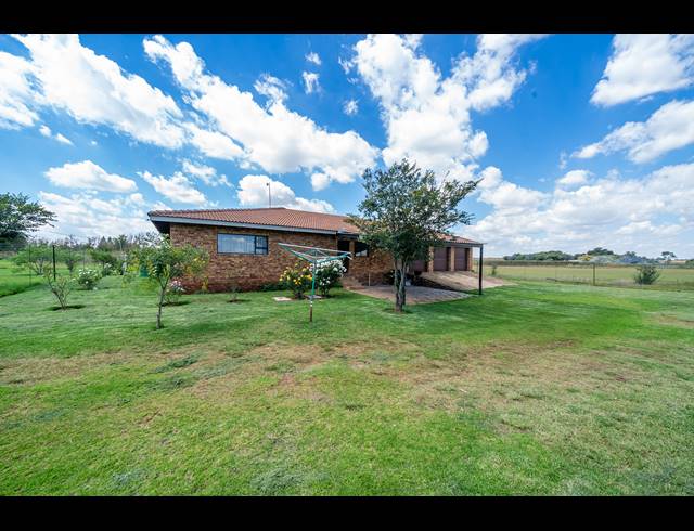 40,442M² FARM FOR SALE IN WITHOK ESTATE
